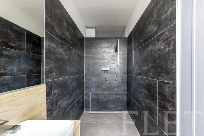 Pronájem bytu 1+kk, Praha - Záběhlice, Topolová, 31 m2