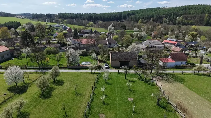 Prodej pozemku pro bydlení, Bouzov, 3974 m2