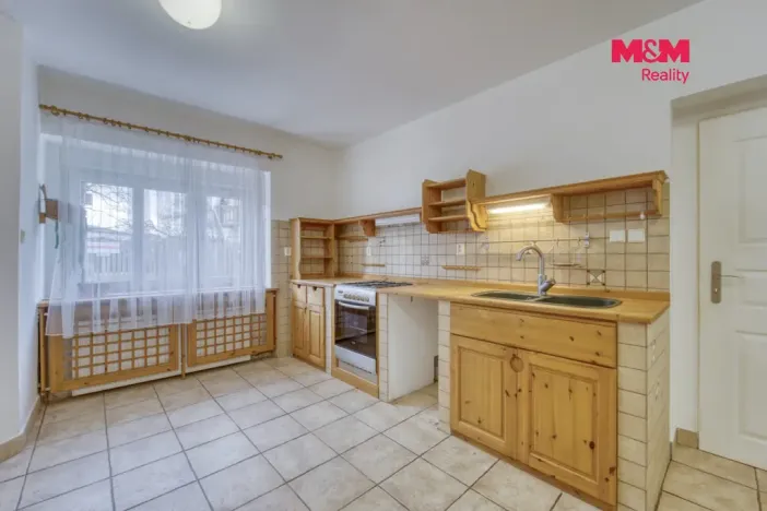 Prodej rodinného domu, Plzeň - Severní Předměstí, V Lužánkách, 183 m2