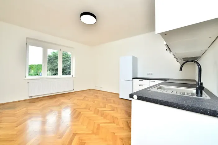 Pronájem bytu 3+kk, Praha - Kobylisy, Na Stírce, 82 m2
