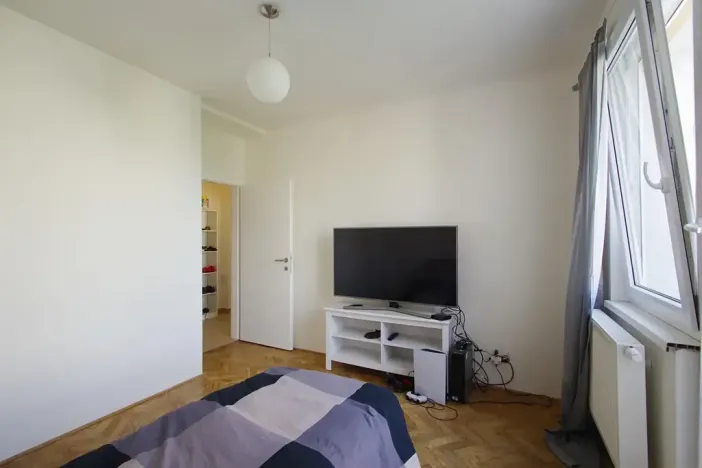 Pronájem bytu 2+kk, Praha - Vinohrady, náměstí Jiřího z Lobkovic, 35 m2