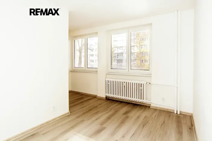 Pronájem bytu 2+kk, Praha - Záběhlice, Hrusická, 47 m2