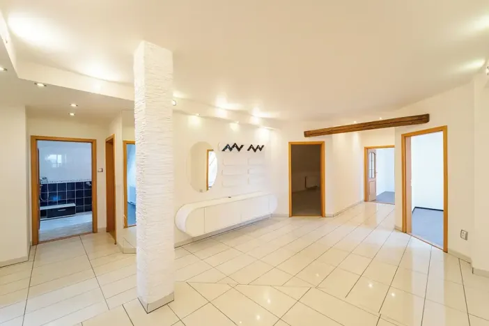 Prodej bytu 4+kk, Mikulov, 22. dubna, 173 m2