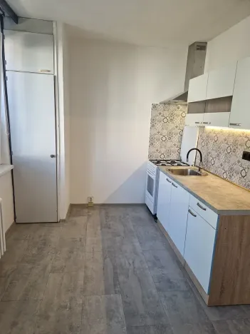 Pronájem bytu 1+1, Brno, Laštůvkova, 35 m2