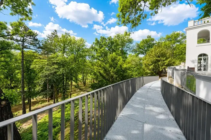 Pronájem bytu 2+kk, Praha - Hrdlořezy, Mezitraťová, 48 m2