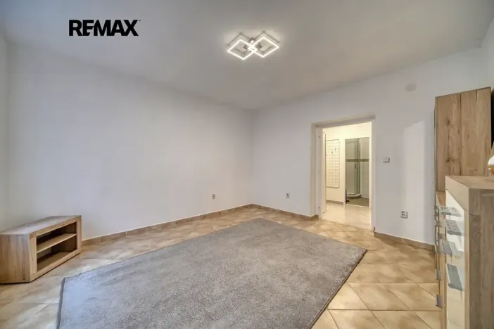 Pronájem bytu 2+1, Poděbrady, Na Hrázi, 47 m2