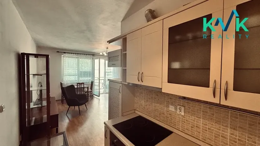 Pronájem bytu 1+kk, Karlovy Vary, Waldertova, 39 m2