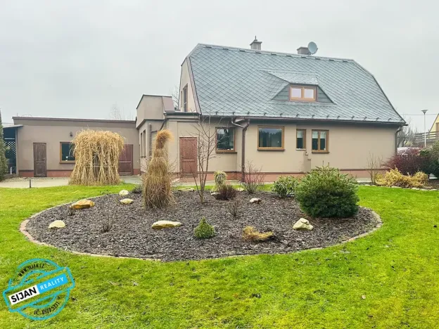 Prodej rodinného domu, Bruntál, 234 m2