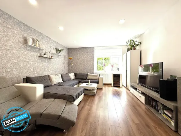 Prodej bytu 4+1, Krnov, Tyršova, 84 m2