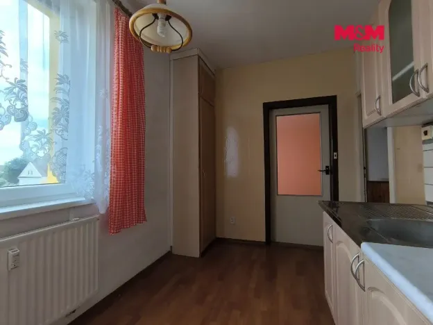Prodej bytu 3+1, České Velenice, Komenského, 73 m2