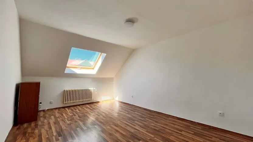 Pronájem bytu 3+1, Hradec Králové, Čelakovského, 91 m2