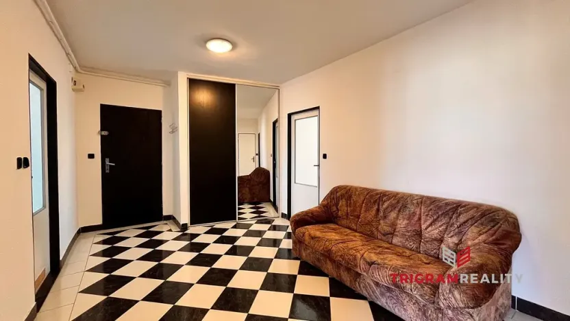 Pronájem bytu 3+1, Hradec Králové, Čelakovského, 91 m2