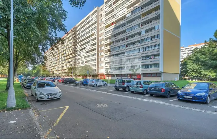 Pronájem bytu 1+kk, Hradec Králové, Jungmannova, 39 m2
