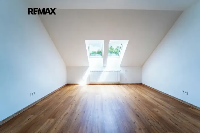 Prodej rodinného domu, Všechlapy, 180 m2