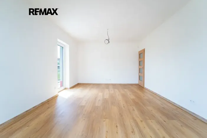 Prodej rodinného domu, Všechlapy, 180 m2