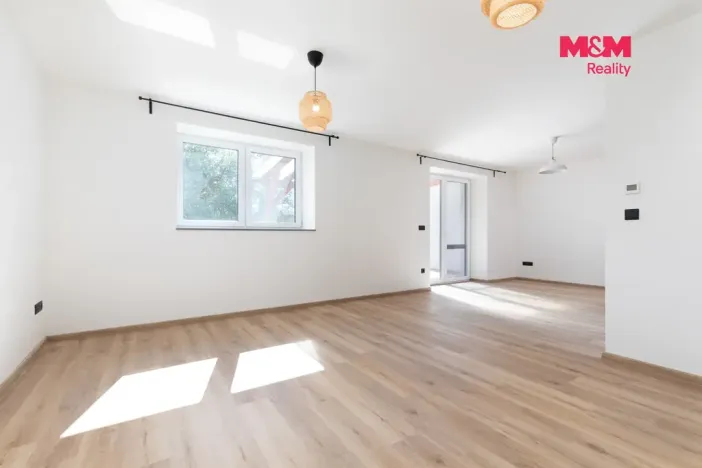 Prodej atypického bytu, Vendryně, 133 m2