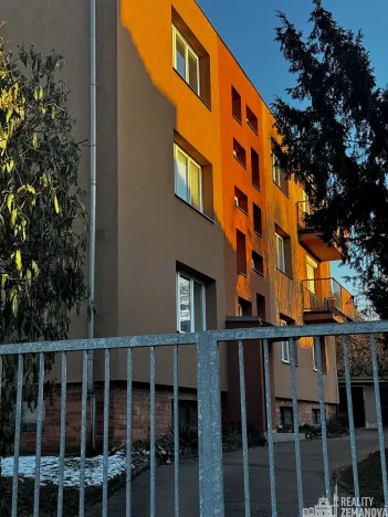 Pronájem bytu 1+1, Praha - Krč, Višňová, 38 m2
