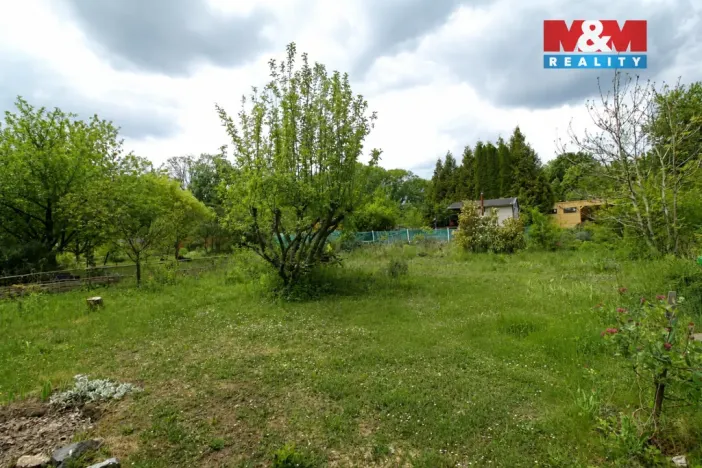 Prodej zahrady, Přezletice, 300 m2