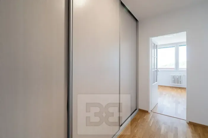 Pronájem bytu 2+kk, Praha - Prosek, Litvínovská, 45 m2