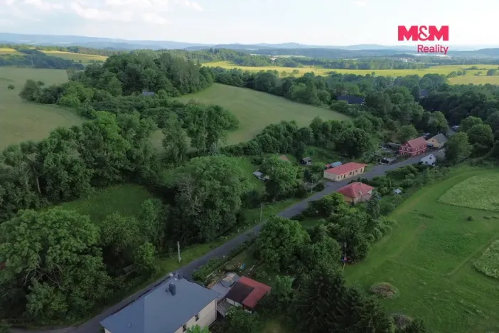 Prodej pozemku pro bydlení, Ostrov - Květnová, 1326 m2