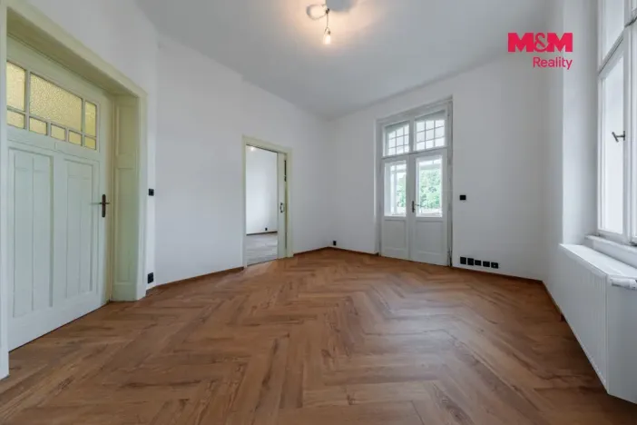Pronájem bytu 2+1, Karlovy Vary, Na Vyhlídce, 83 m2