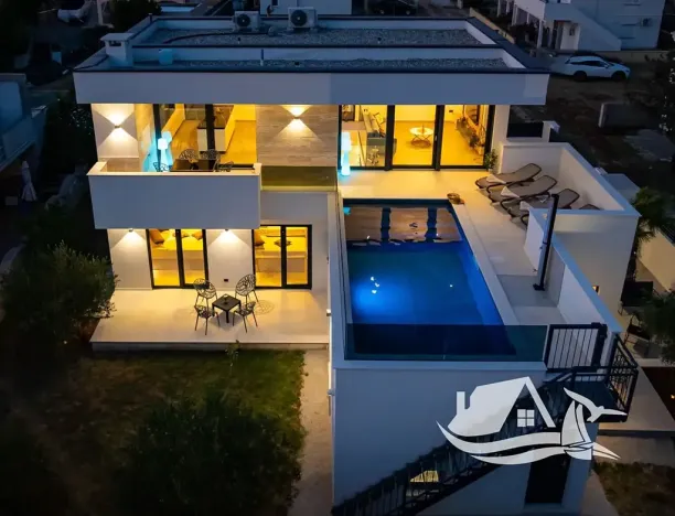 Prodej vily, Vrsi, Chorvatsko, 210 m2