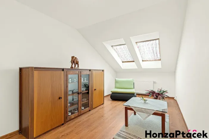 Prodej rodinného domu, Praha - Kyje, Broumarská, 187 m2