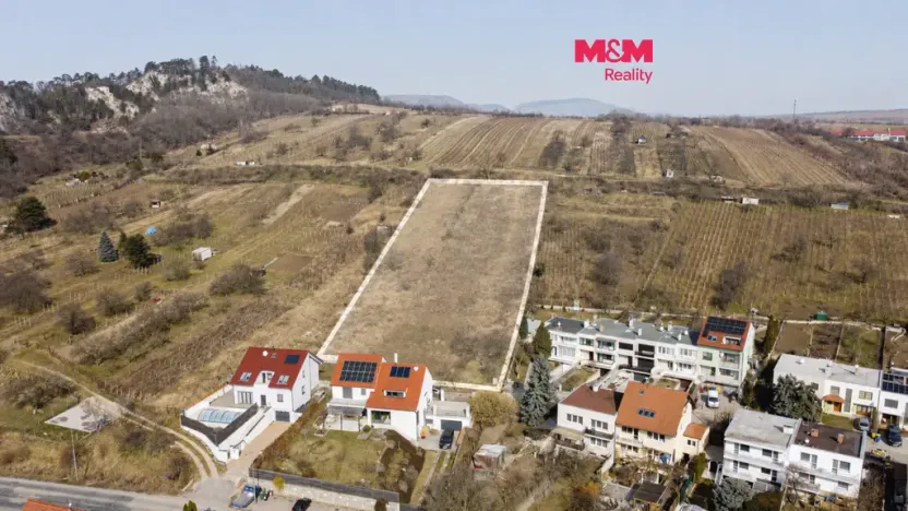 Prodej pozemku pro bydlení, Mikulov, Hliniště, 7881 m2