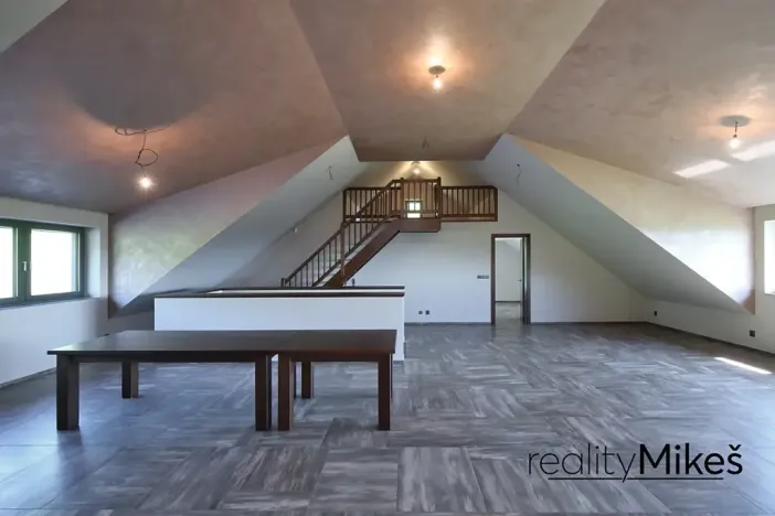 Prodej rodinného domu, Křižany, 470 m2