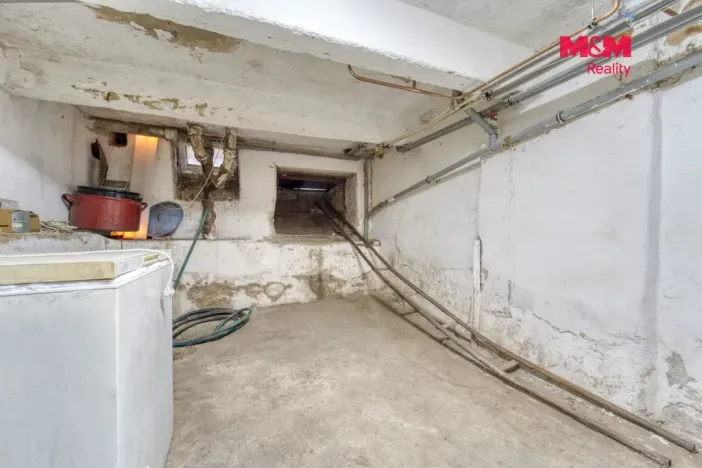 Pronájem obchodního prostoru, Plzeň - Lobzy, Petřínská, 88 m2