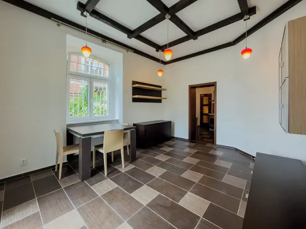 Prodej bytu 3+1, Karlovy Vary, Na Vyhlídce, 90 m2