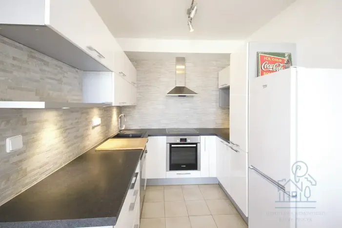 Pronájem bytu 2+kk, Praha - Holešovice, V háji, 56 m2