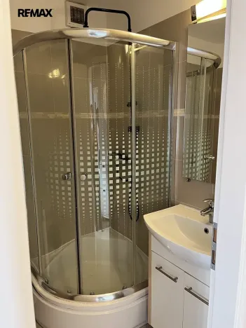 Pronájem bytu 1+kk, Praha - Libeň, Nad Mazankou, 35 m2