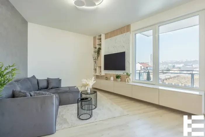 Pronájem bytu 2+kk, Praha - Vysočany, Čerpadlová, 60 m2