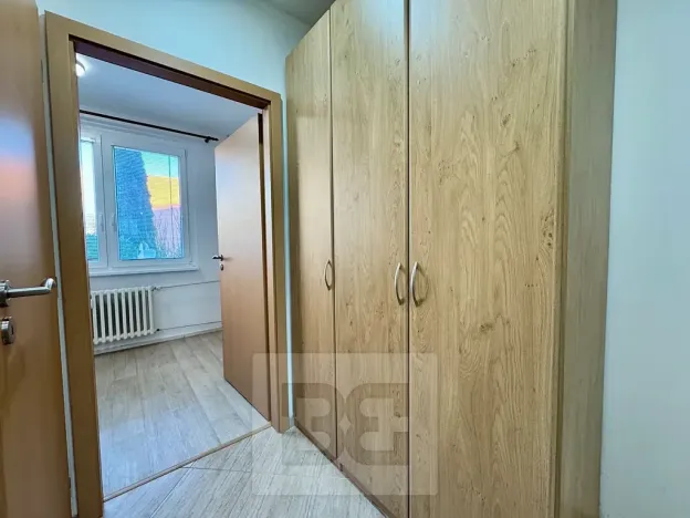 Pronájem bytu 1+1, Zlín, U Trojáku, 36 m2
