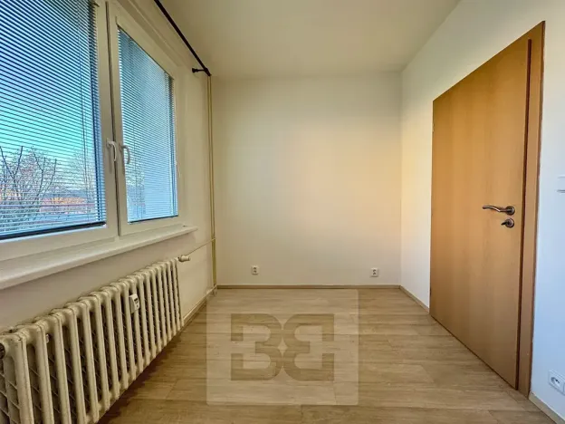 Pronájem bytu 1+1, Zlín, U Trojáku, 36 m2