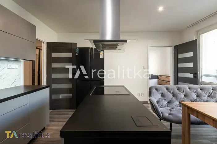 Prodej bytu 3+1, Orlová, Adamusova, 65 m2