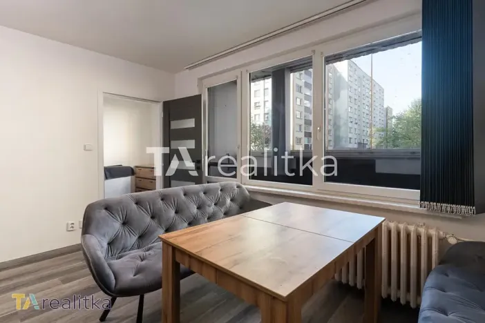Prodej bytu 3+1, Orlová, Adamusova, 65 m2