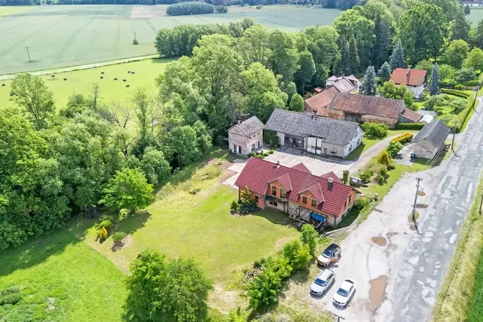 Prodej obchodního prostoru, Jičín, 286 m2