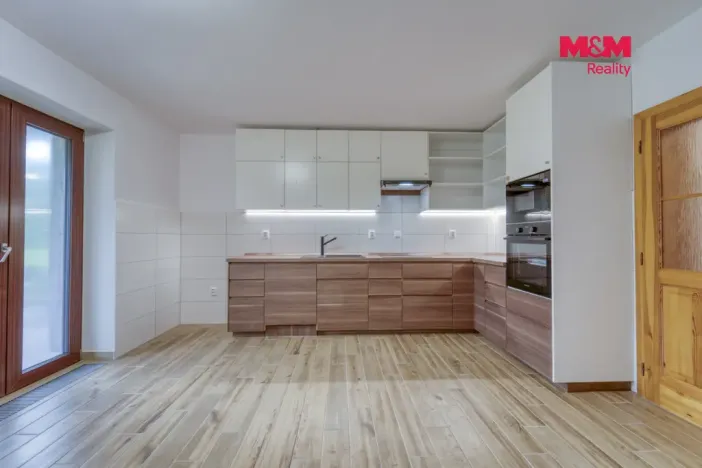 Pronájem bytu 3+1, Klatovy - Tupadly, 113 m2