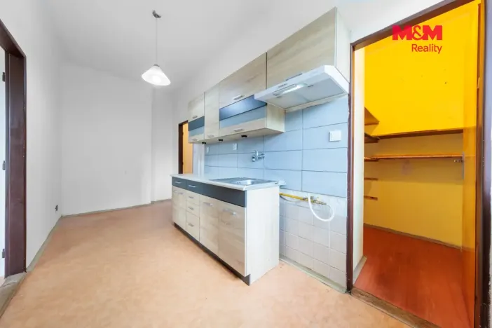 Prodej bytu 1+1, Nejdek, sídliště 9. května, 42 m2