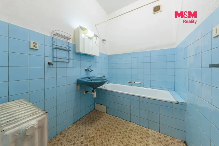 Prodej bytu 1+1, Nejdek, sídliště 9. května, 42 m2