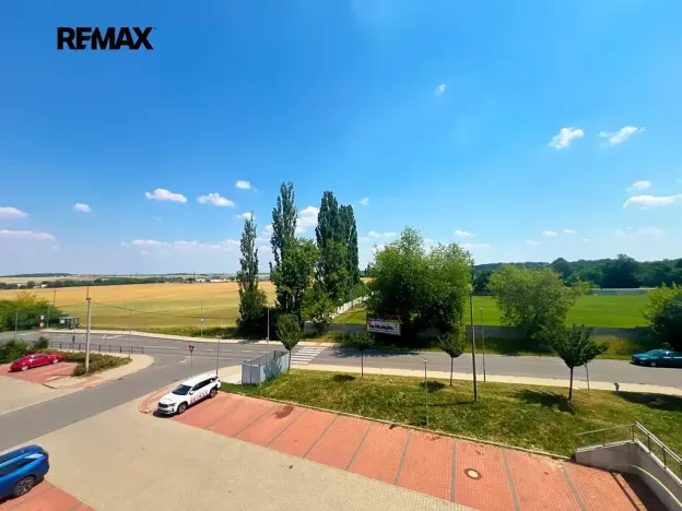 Prodej bytu 2+1, Horoměřice, Velvarská, 55 m2