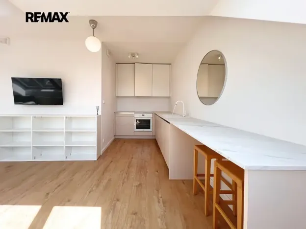 Pronájem bytu 1+kk, Praha - Košíře, Na Zámyšli, 32 m2