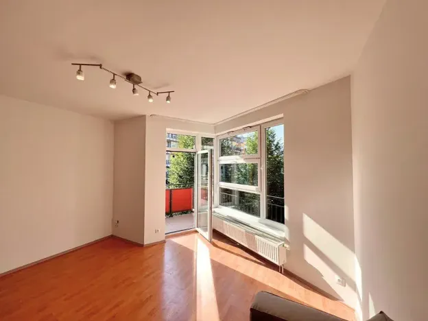 Pronájem bytu 2+kk, Praha - Vysočany, Poděbradská, 52 m2