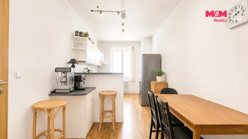 Prodej bytu 3+1, Praha - Vysočany, Podnádražní, 93 m2