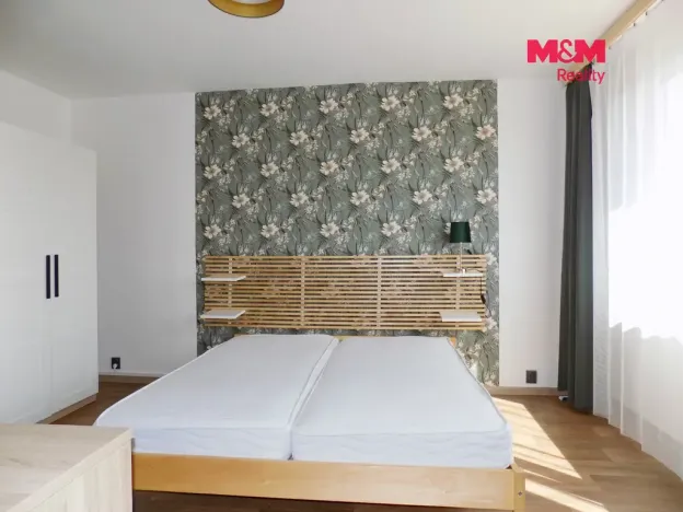 Pronájem bytu 1+1, Ústí nad Labem - Mojžíř, Peškova, 35 m2