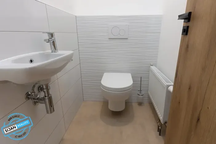 Pronájem bytu 2+kk, Opava, 36 m2