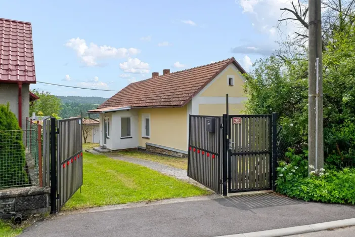 Prodej rodinného domu, Heřmaničky - Číšťovice, 77 m2