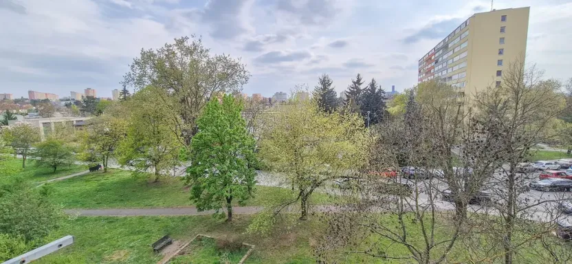 Prodej bytu 2+kk, Praha - Lhotka, Novodvorská, 41 m2